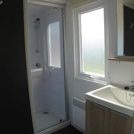 Camping Mobile Dans Camping Saint Pierre Des Horts